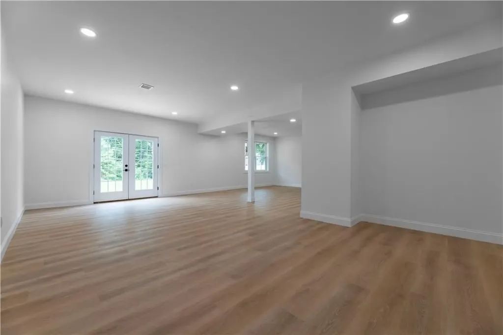 9 Stoneridge Road Smithfield RI 02917