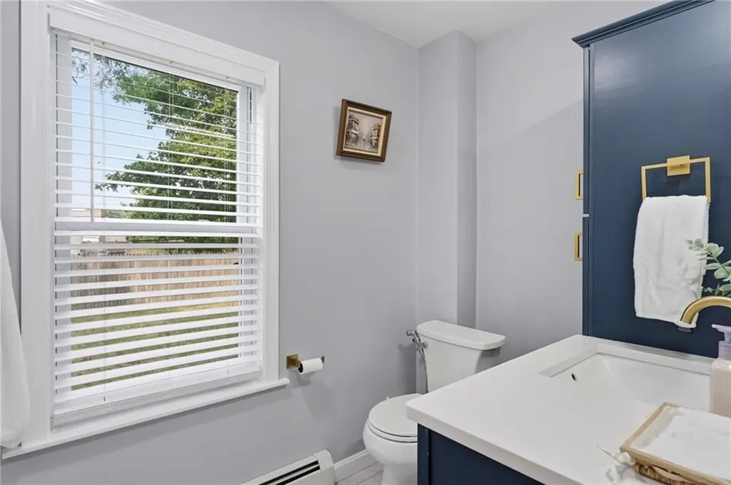 16 Bucklin Avenue Warwick RI 02888