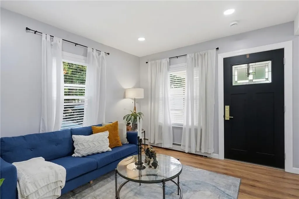 16 Bucklin Avenue Warwick RI 02888