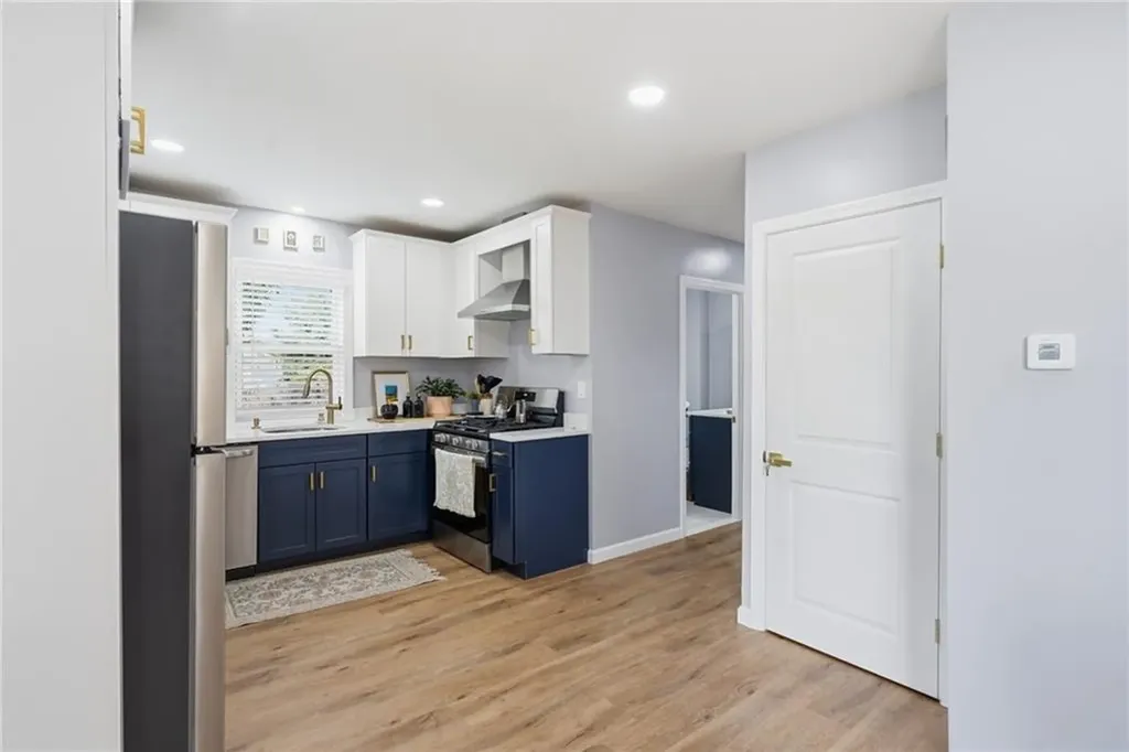 16 Bucklin Avenue Warwick RI 02888