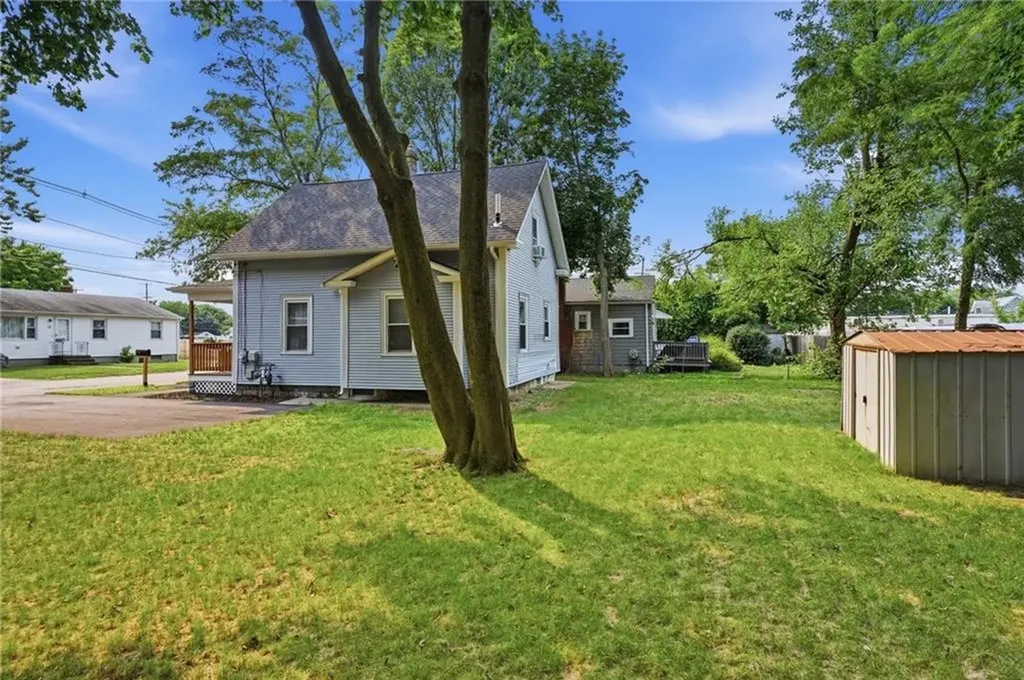 16 Bucklin Avenue Warwick RI 02888