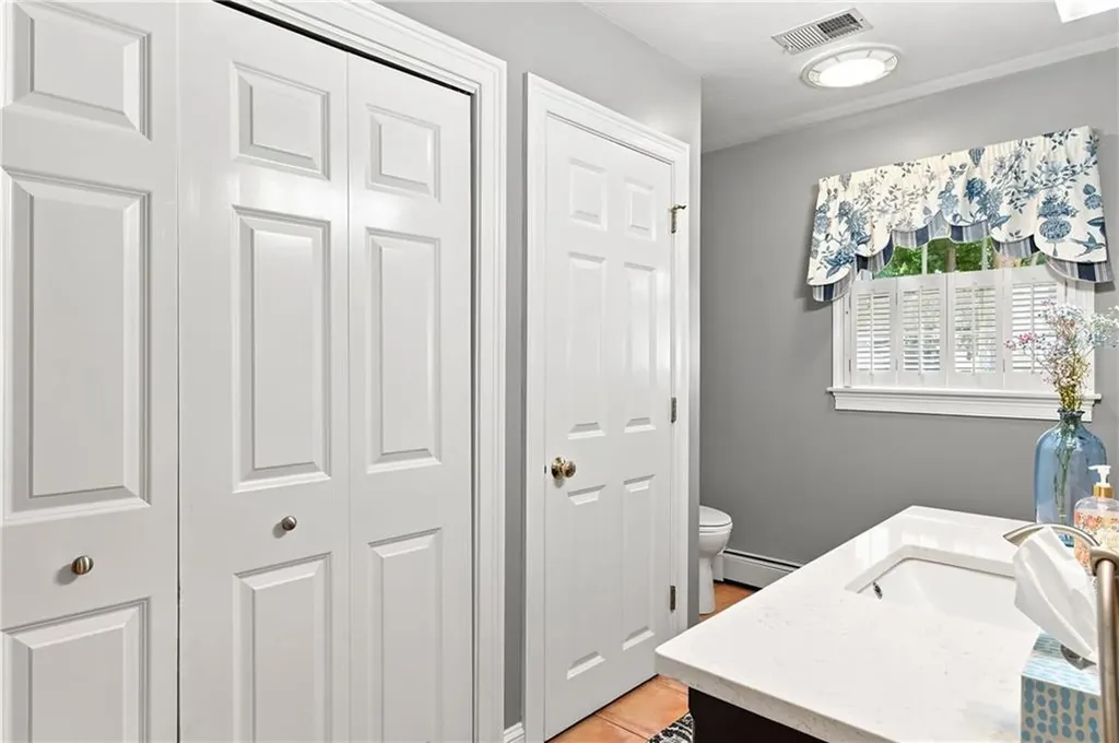 6 Cathedral Court Cumberland RI 02864