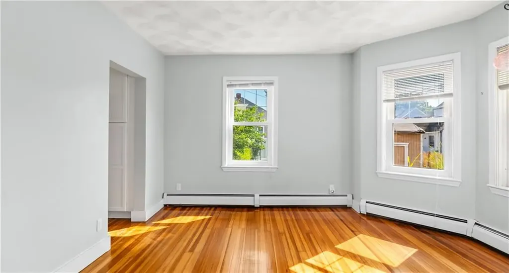 814 W Shore Road Warwick RI 02889