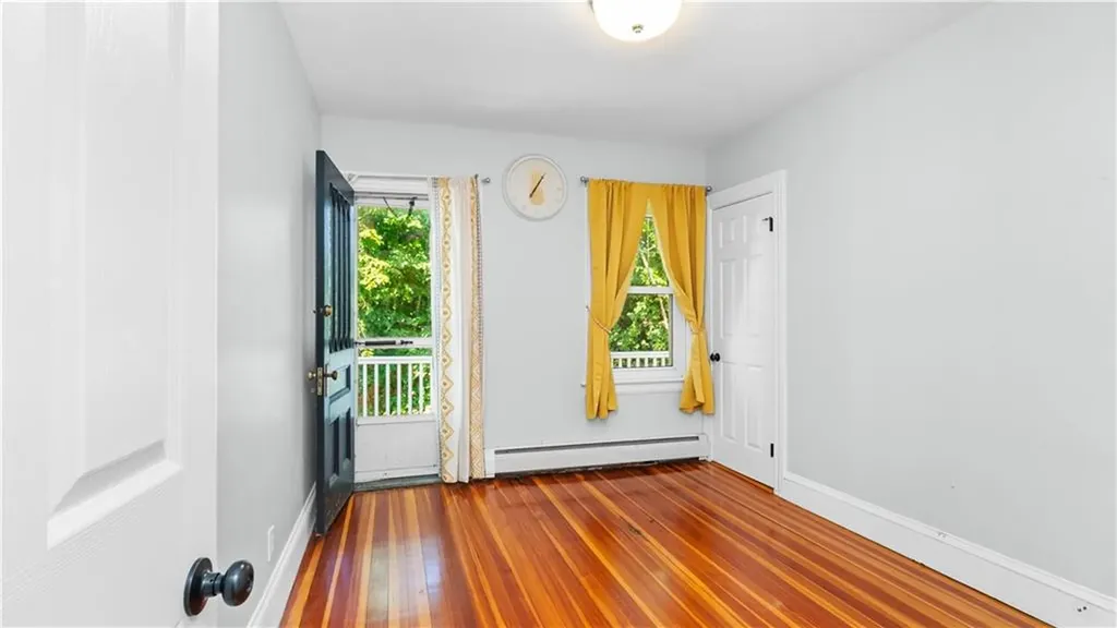 814 W Shore Road Warwick RI 02889