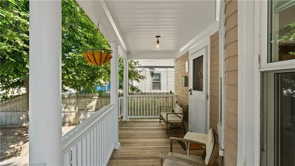 814 W Shore Road Warwick RI 02889