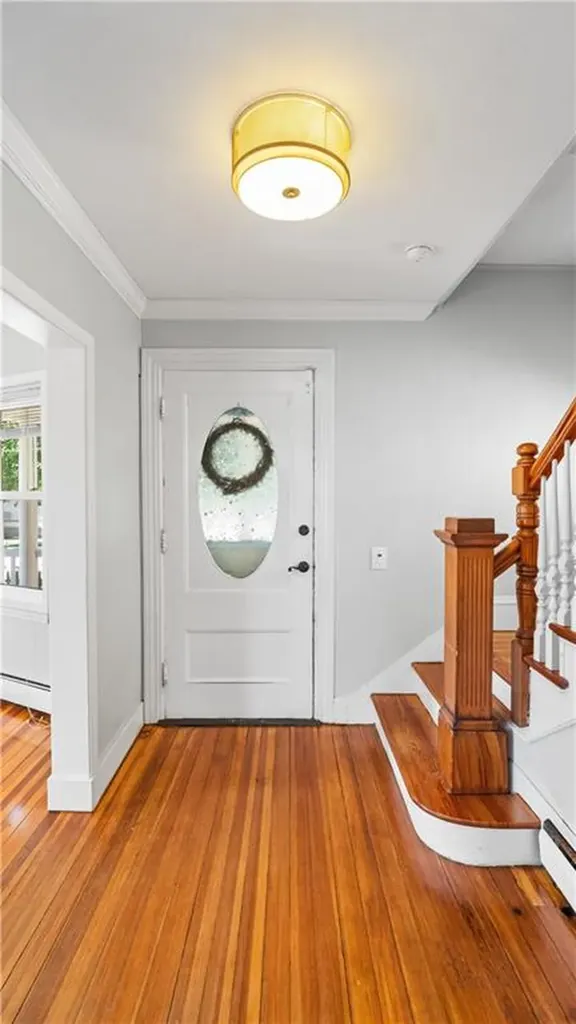 814 W Shore Road Warwick RI 02889