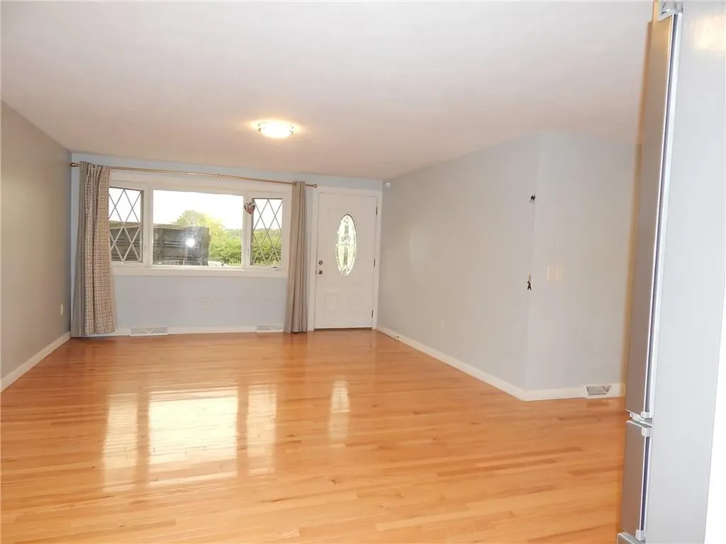 120 Gallway Street Warwick RI 02889