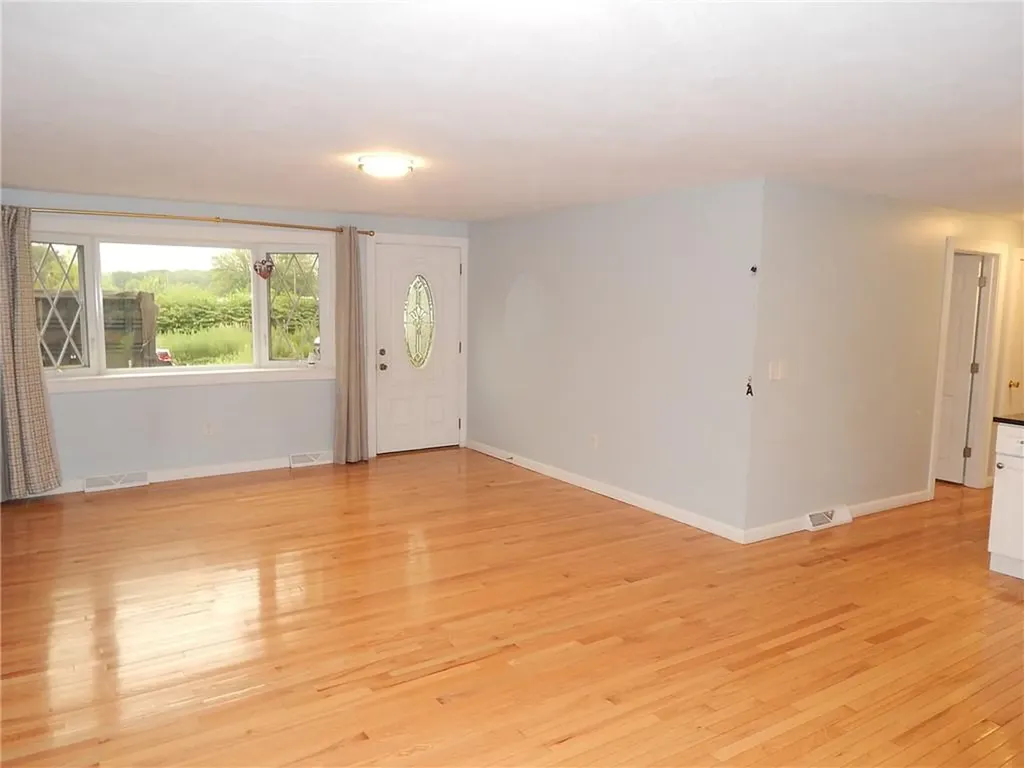 120 Gallway Street Warwick RI 02889