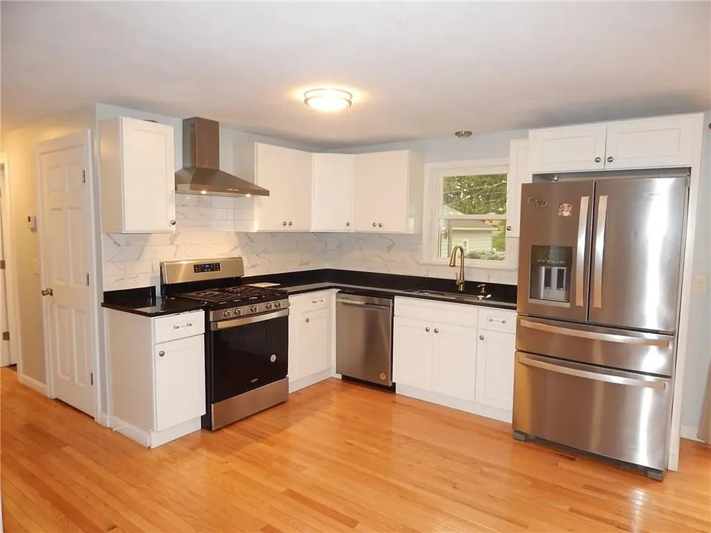 120 Gallway Street Warwick RI 02889