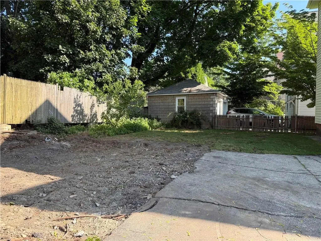 642 Hope Street Providence RI 02906