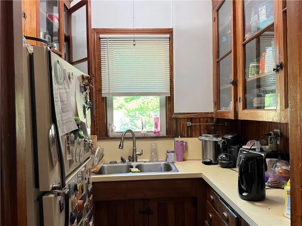 642 Hope Street Providence RI 02906