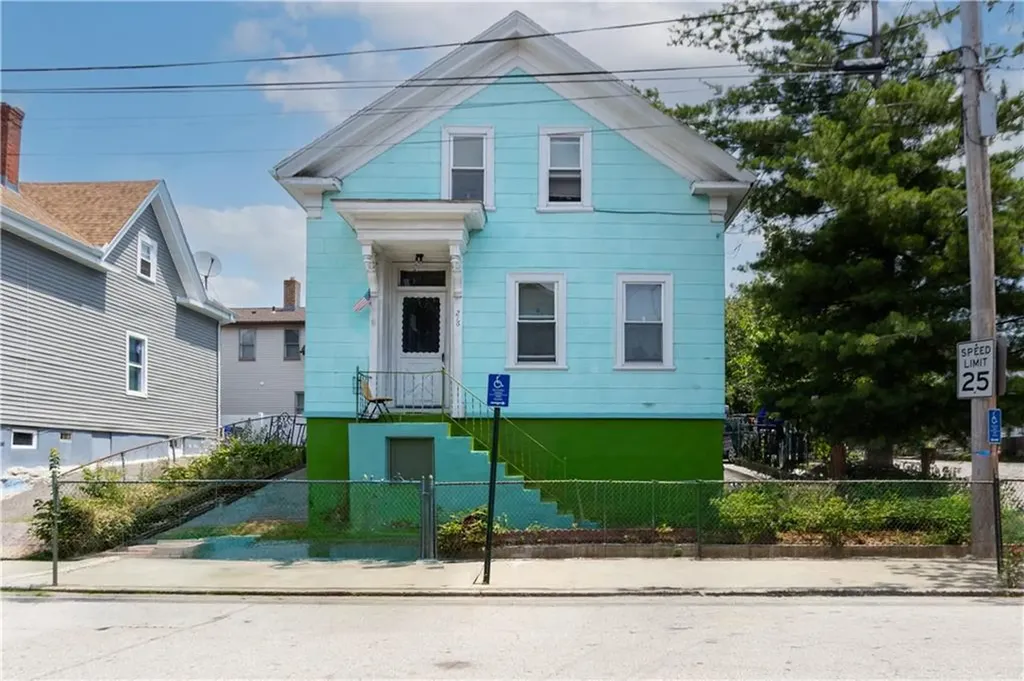 216 Ocean Street Providence RI 02905