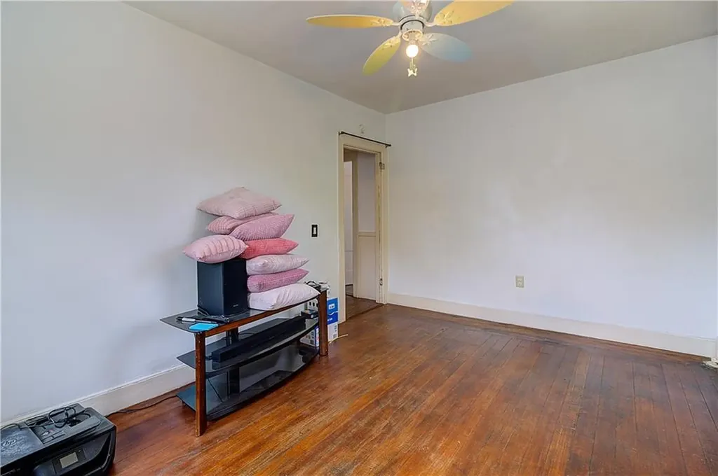 216 Ocean Street Providence RI 02905