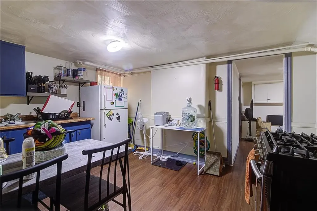 216 Ocean Street Providence RI 02905