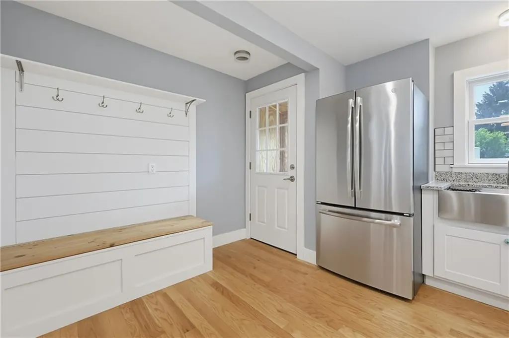 15 Arland Drive Pawtucket RI 02861