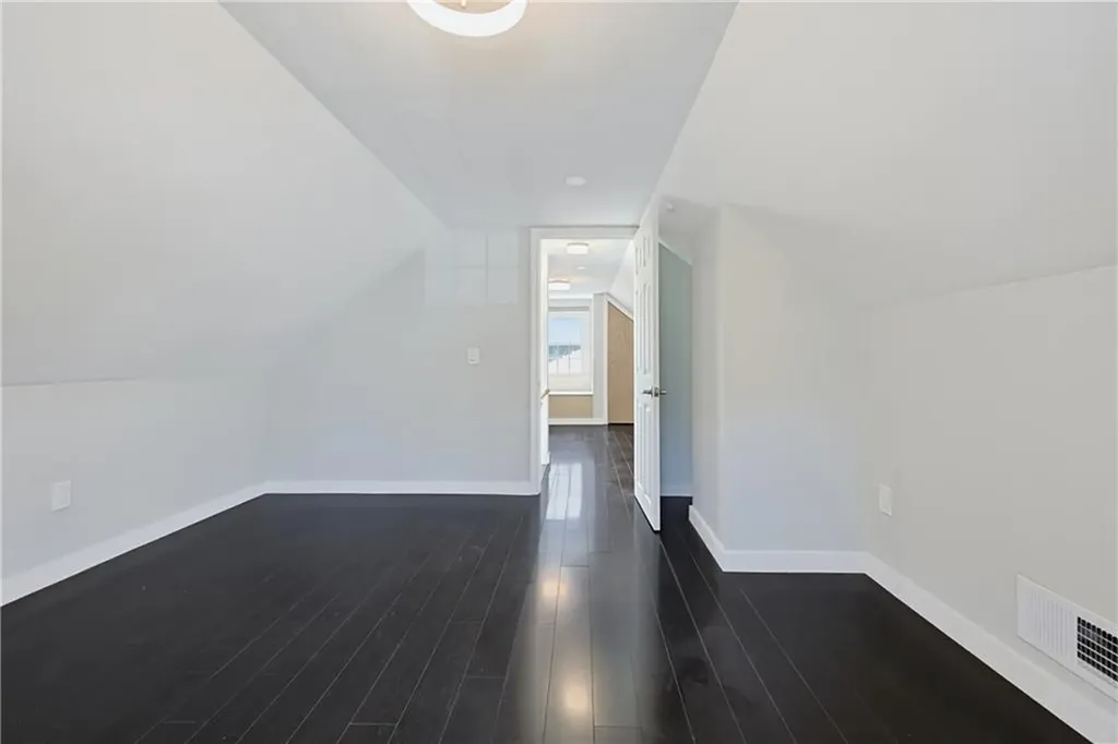 15 Arland Drive Pawtucket RI 02861