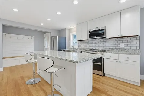 15 Arland Drive Pawtucket RI 02861