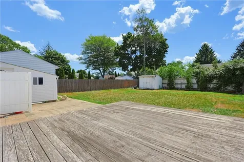 15 Arland Drive Pawtucket RI 02861