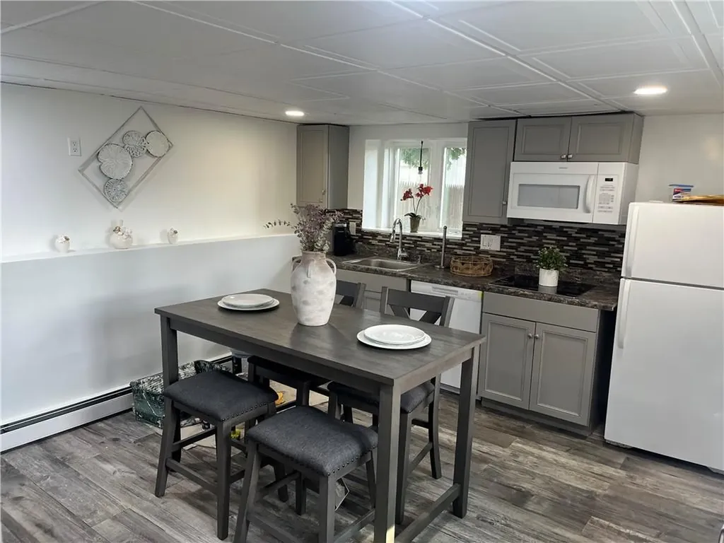 52 Bicentennial Way North Providence RI 02911