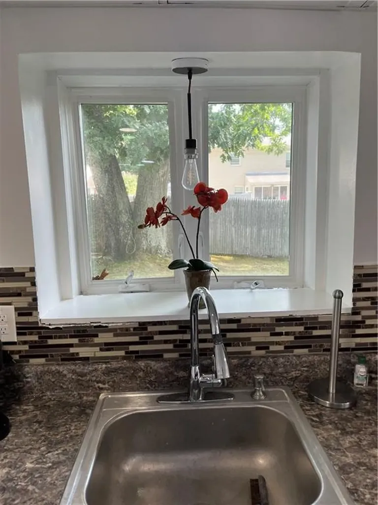52 Bicentennial Way North Providence RI 02911