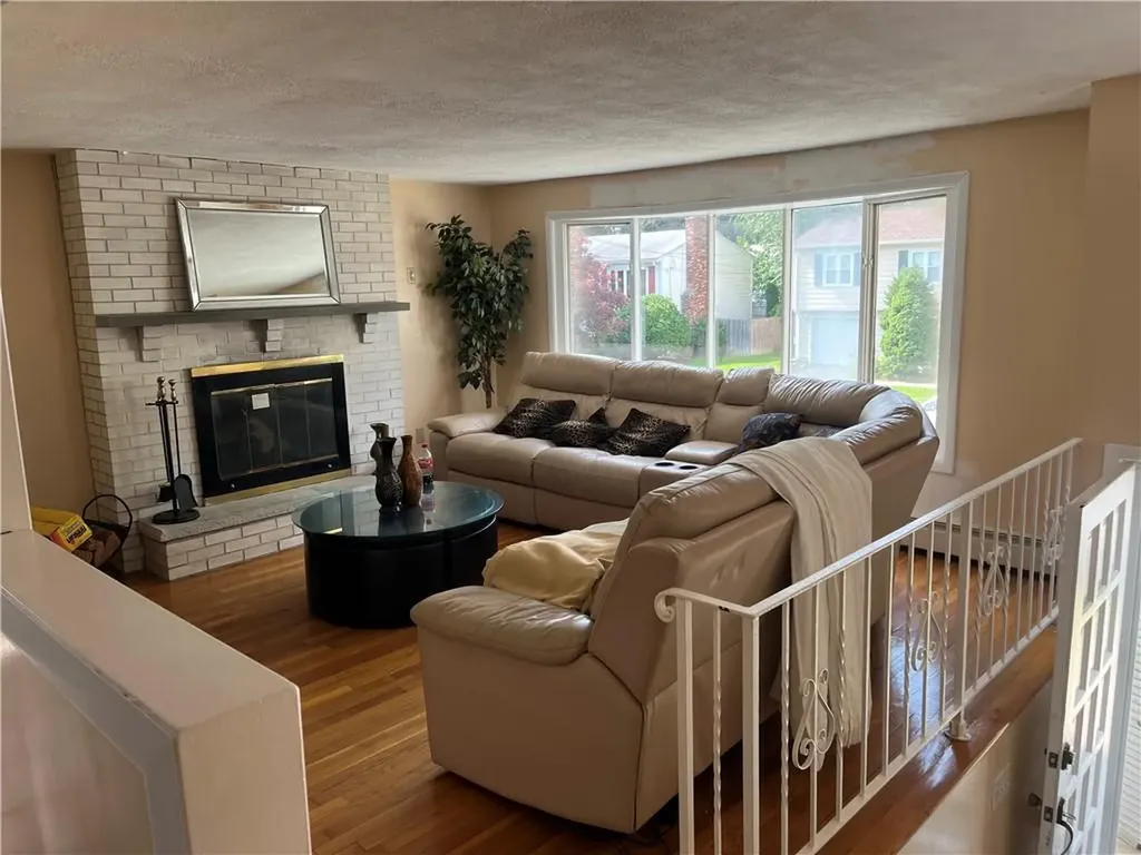 52 Bicentennial Way North Providence RI 02911