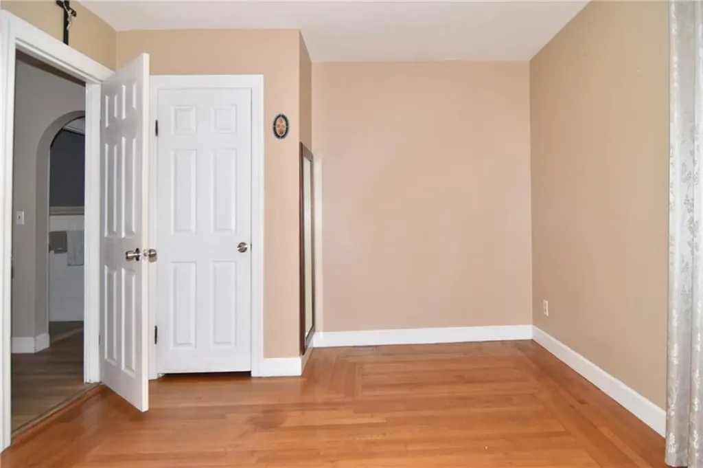 37 King Street Johnston RI 02917