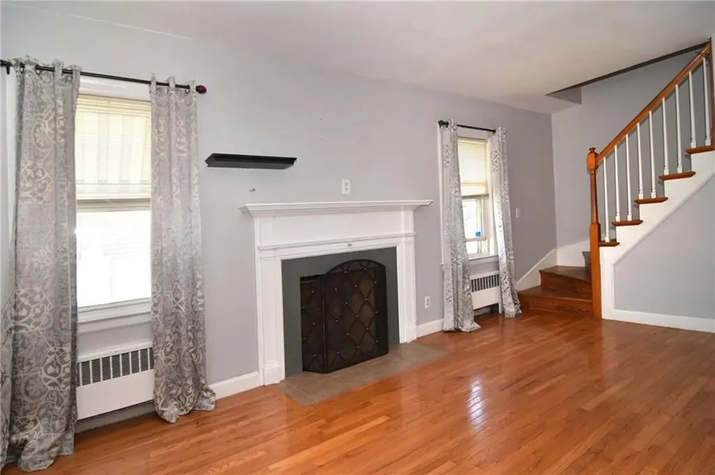 37 King Street Johnston RI 02917