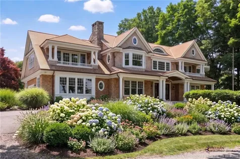 60 Avondale Road Westerly RI 02891