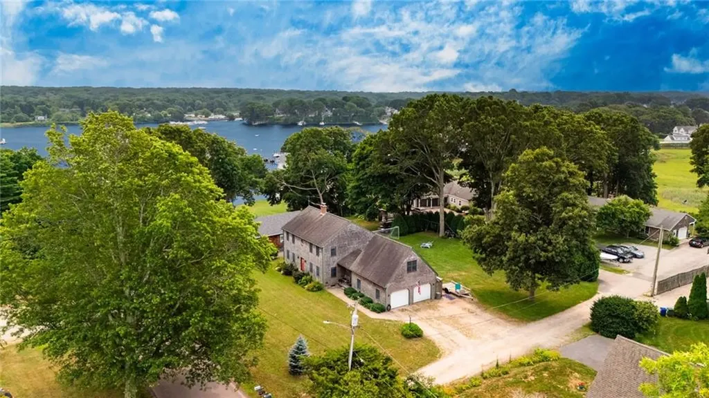 125 Winchester Drive South Kingstown RI 02879