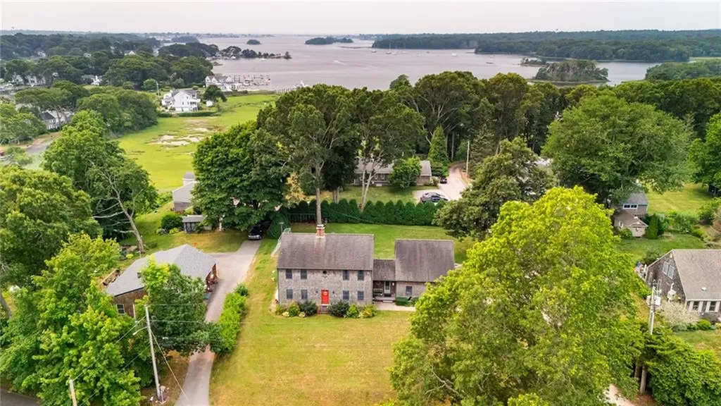 125 Winchester Drive South Kingstown RI 02879