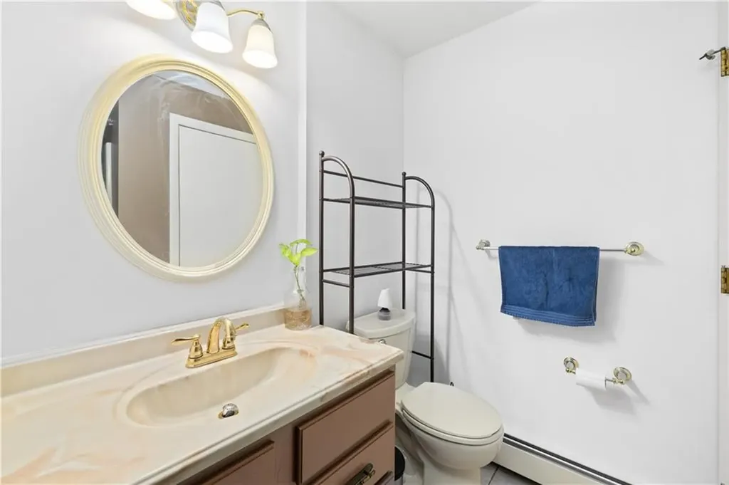 13 Village Court West Warwick RI 02893