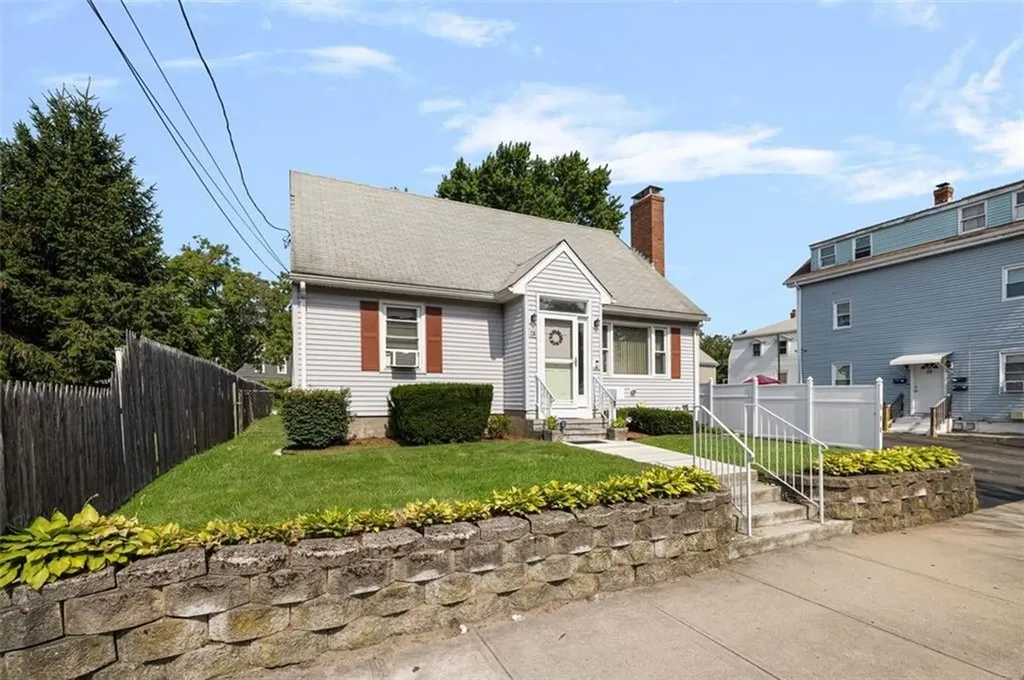 28 Lincoln Avenue Cranston RI 02920