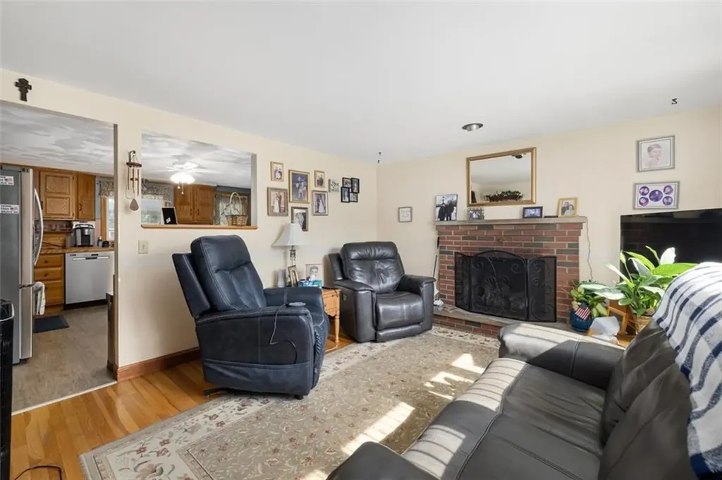 28 Lincoln Avenue Cranston RI 02920