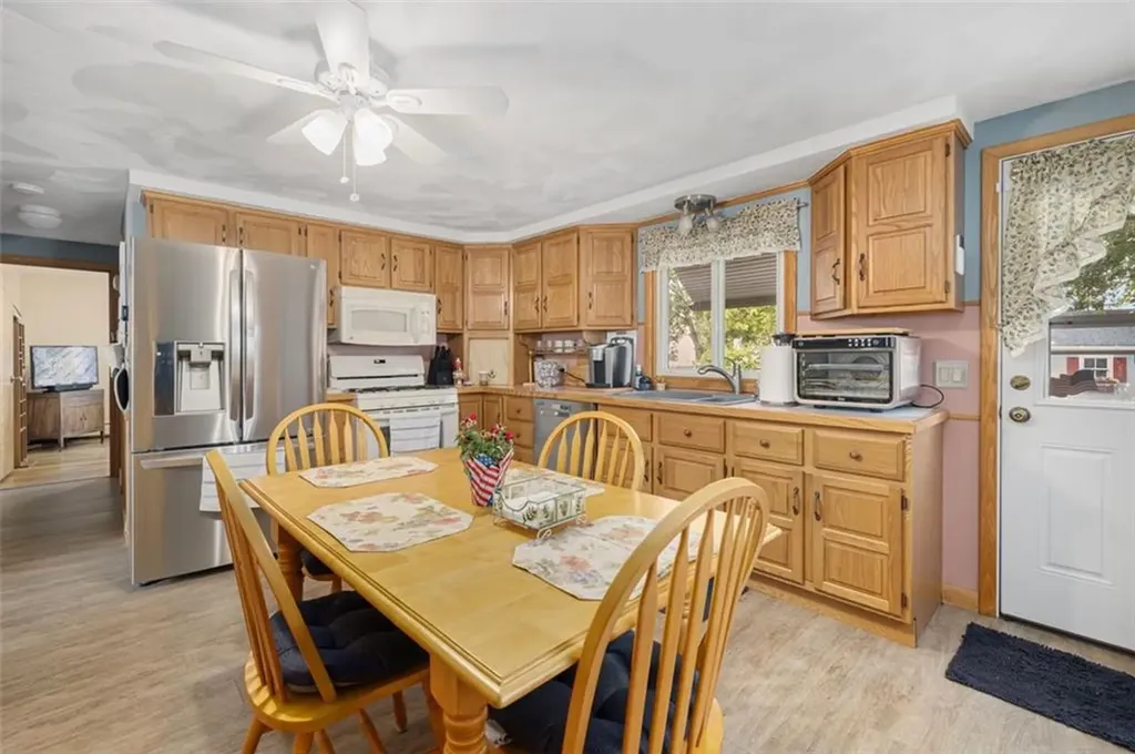 28 Lincoln Avenue Cranston RI 02920