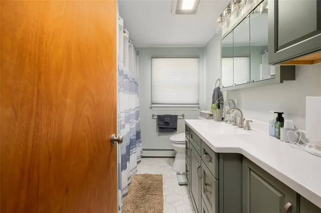 28 Lincoln Avenue Cranston RI 02920
