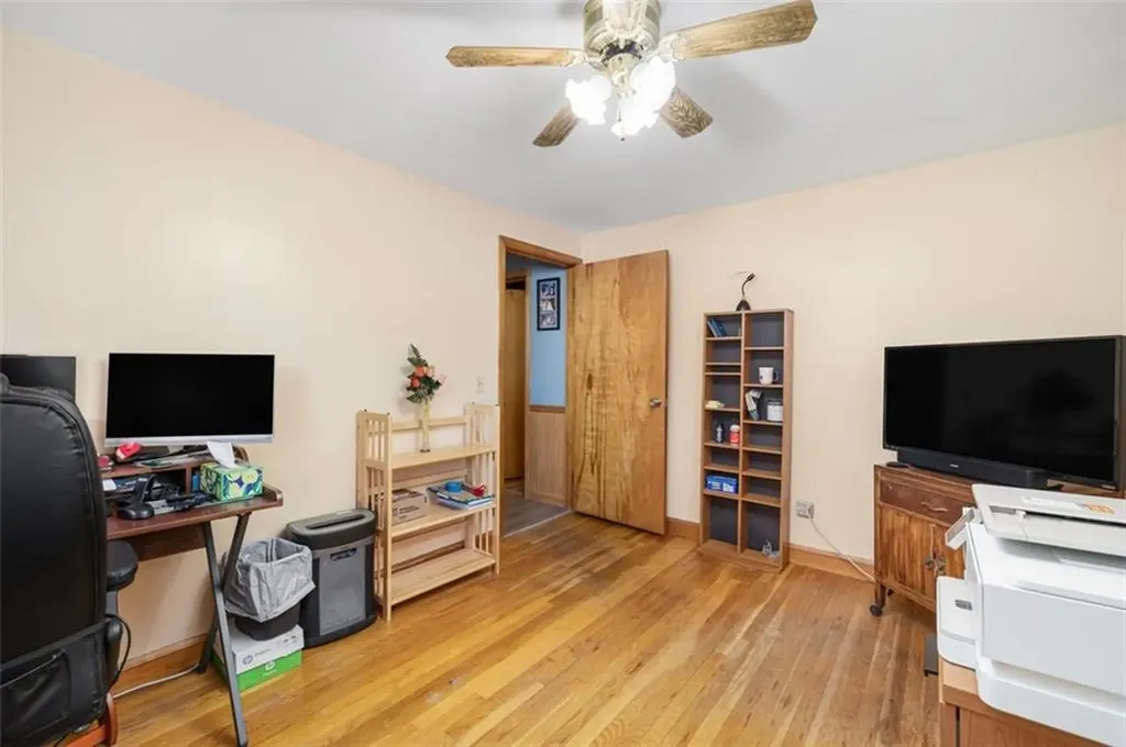 28 Lincoln Avenue Cranston RI 02920