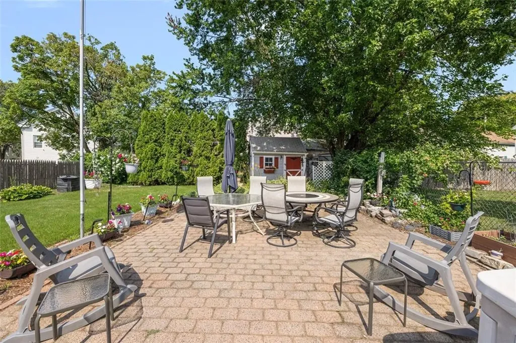 28 Lincoln Avenue Cranston RI 02920