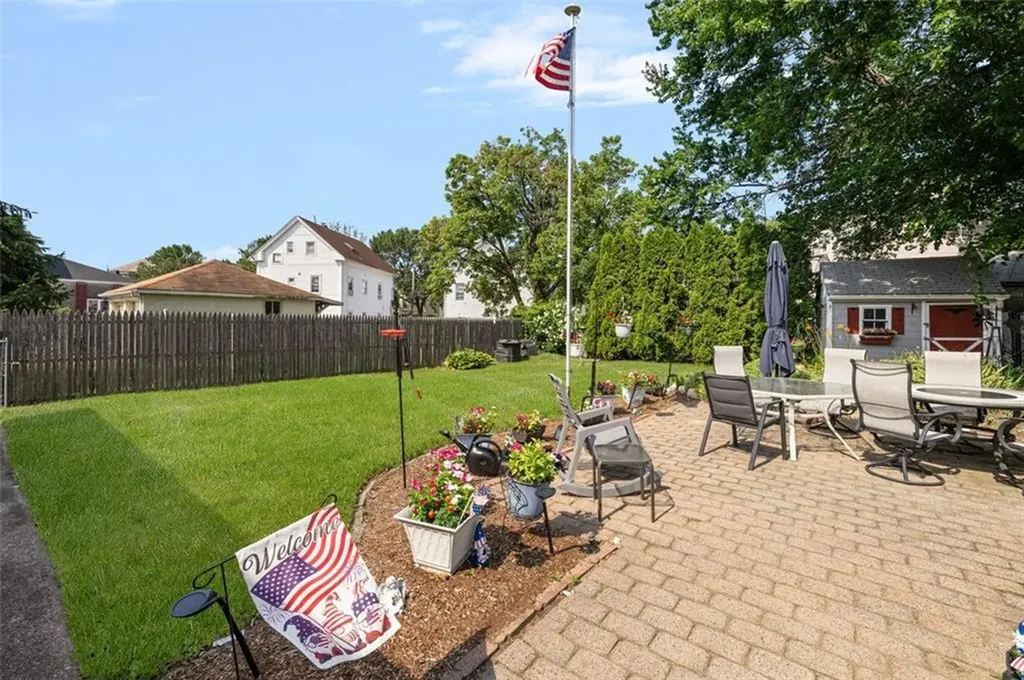 28 Lincoln Avenue Cranston RI 02920