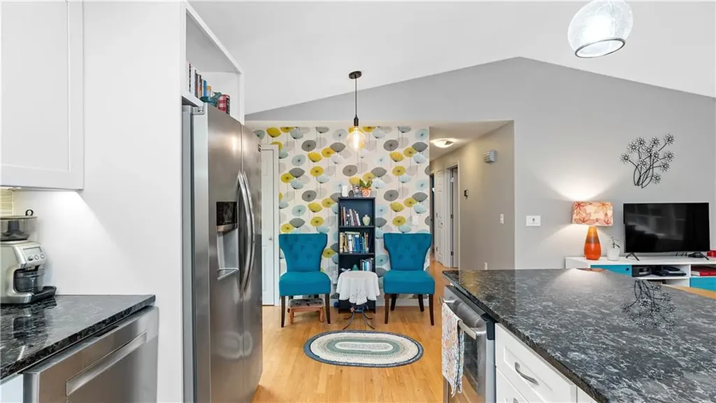 40 Sachem Road North Kingstown RI 02852