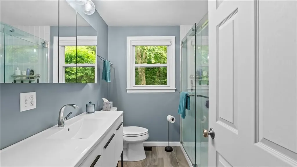 40 Sachem Road North Kingstown RI 02852