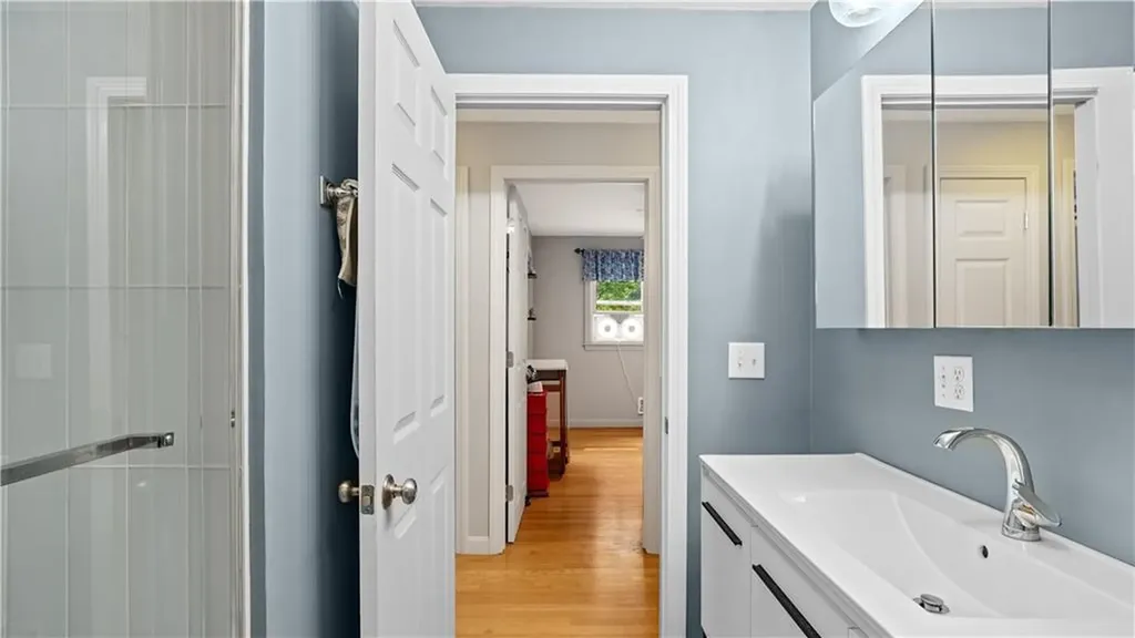 40 Sachem Road North Kingstown RI 02852