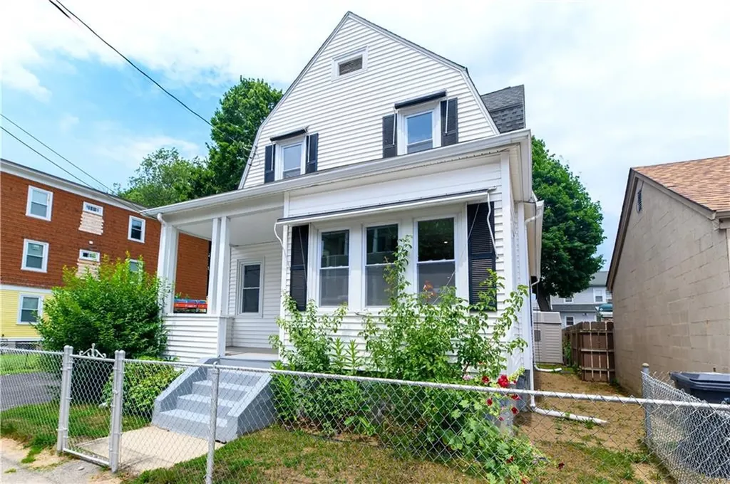 15 Redfern Street North Providence RI 02911