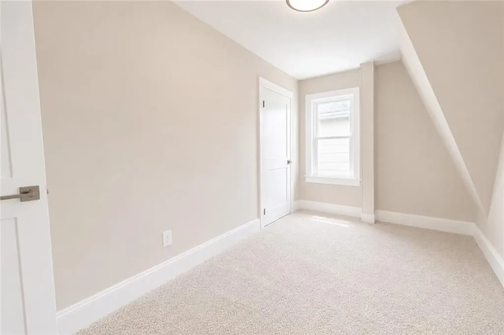 15 Redfern Street North Providence RI 02911