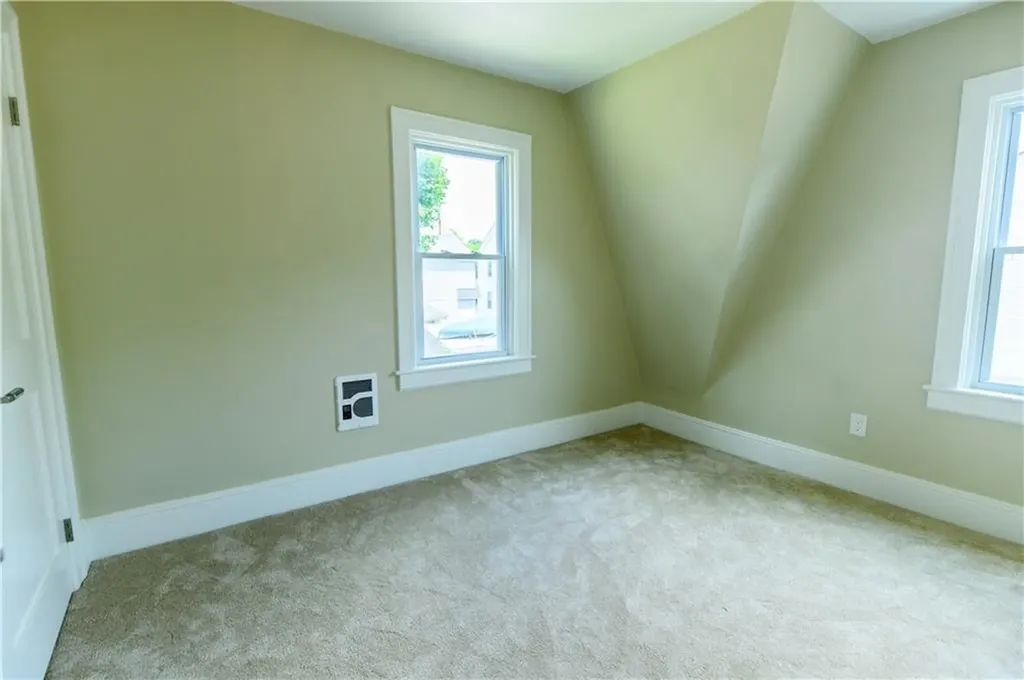 15 Redfern Street North Providence RI 02911