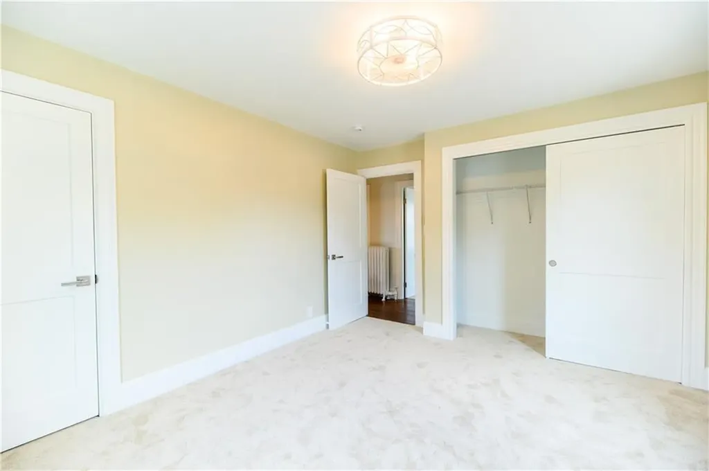 15 Redfern Street North Providence RI 02911