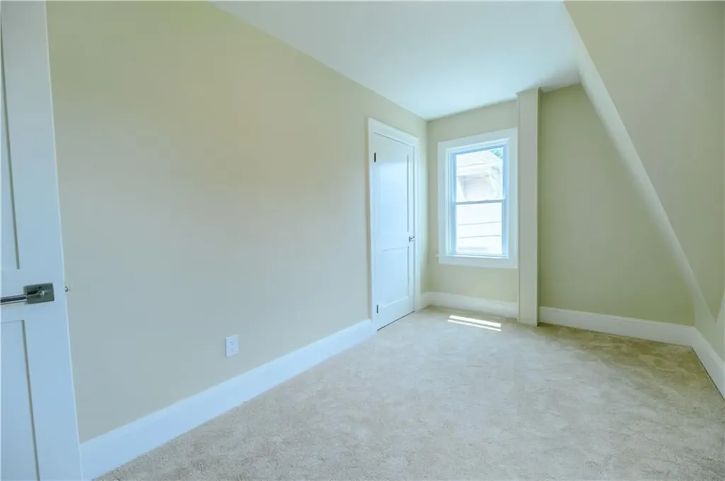 15 Redfern Street North Providence RI 02911