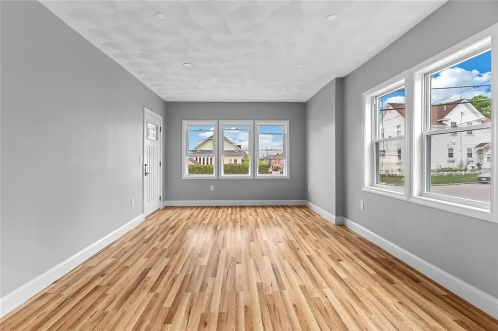 51 Alto Street Cranston RI 02920