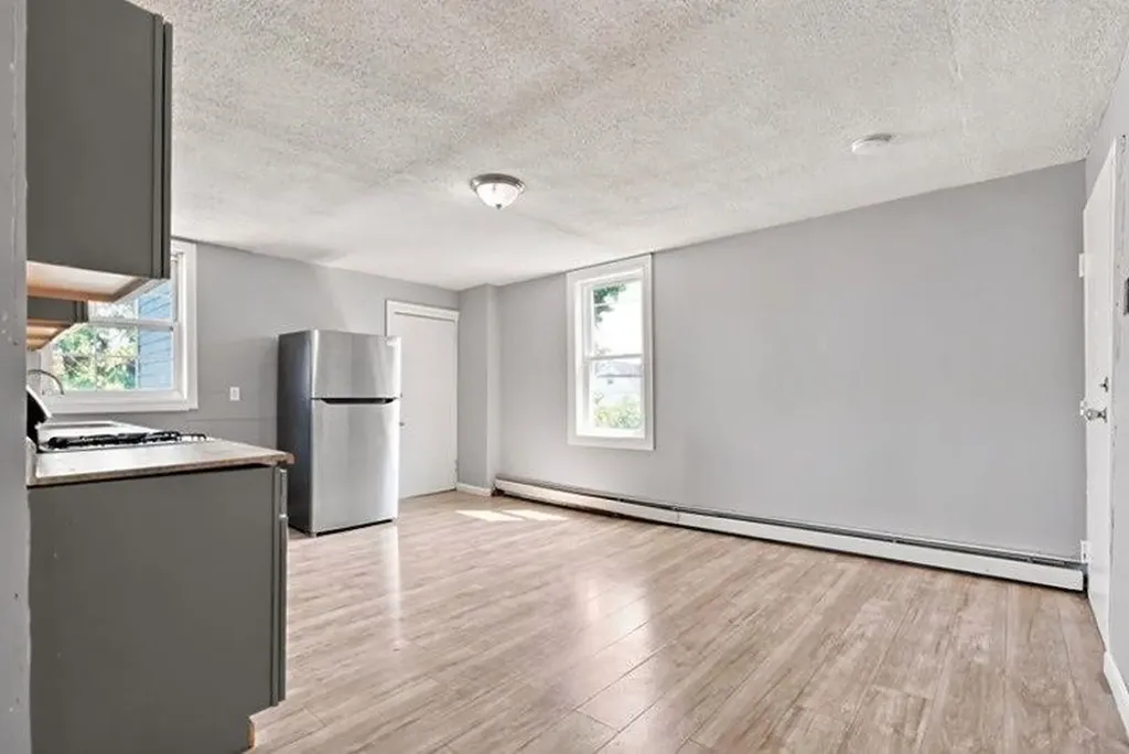 21 Sackett Street Providence RI 02907