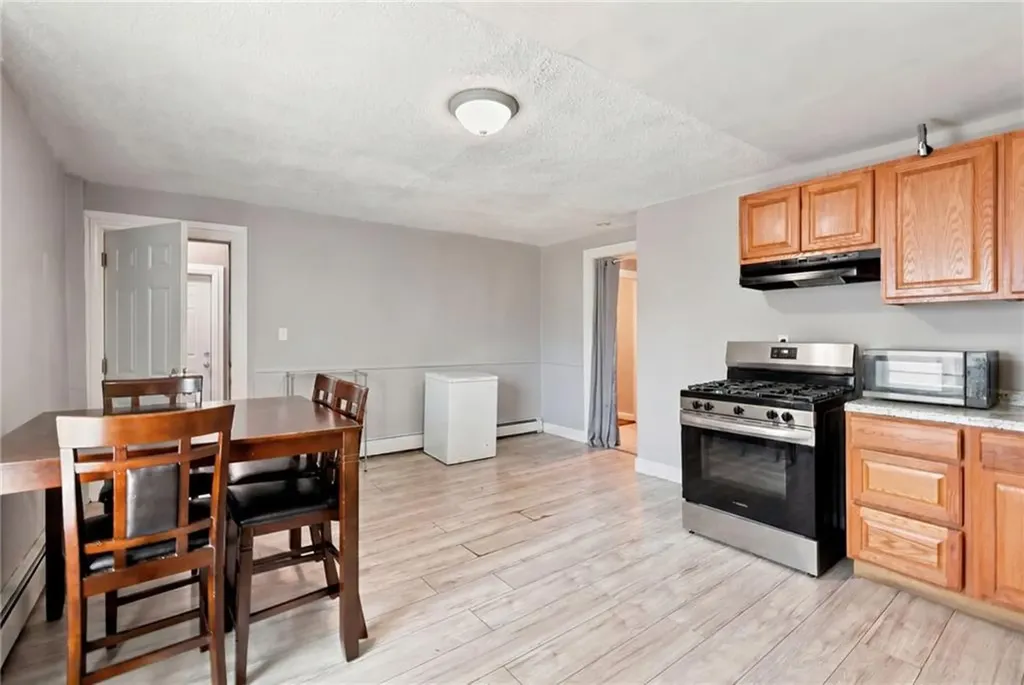 21 Sackett Street Providence RI 02907