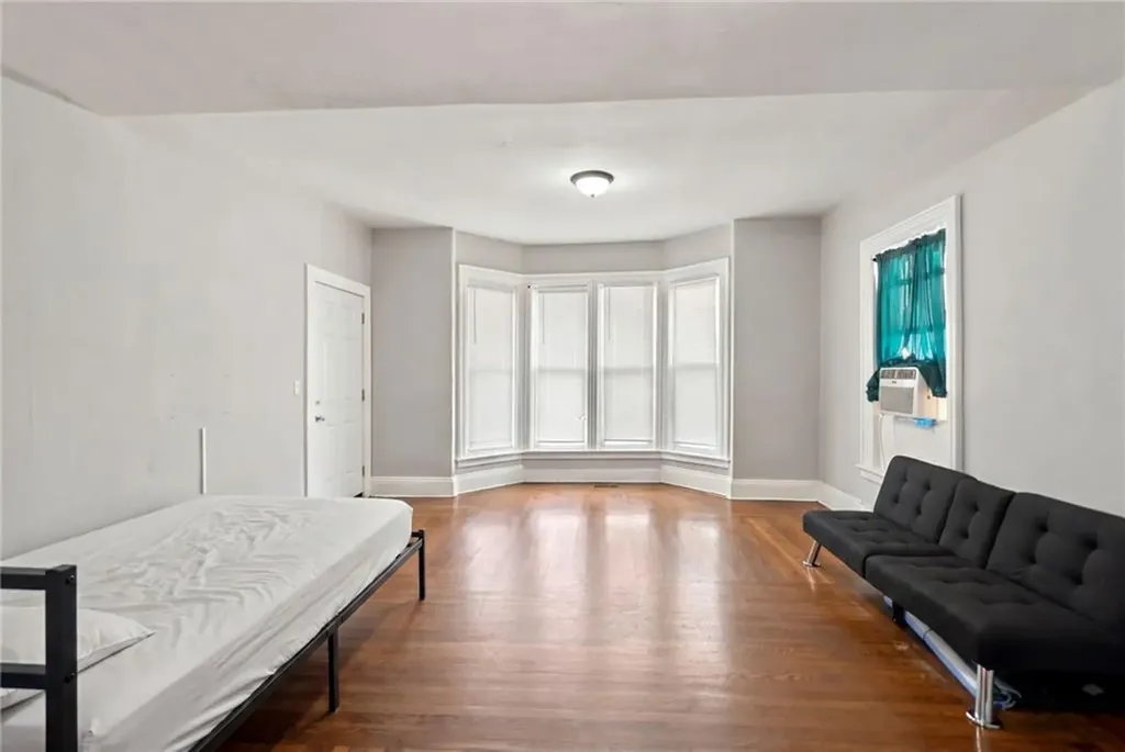 21 Sackett Street Providence RI 02907